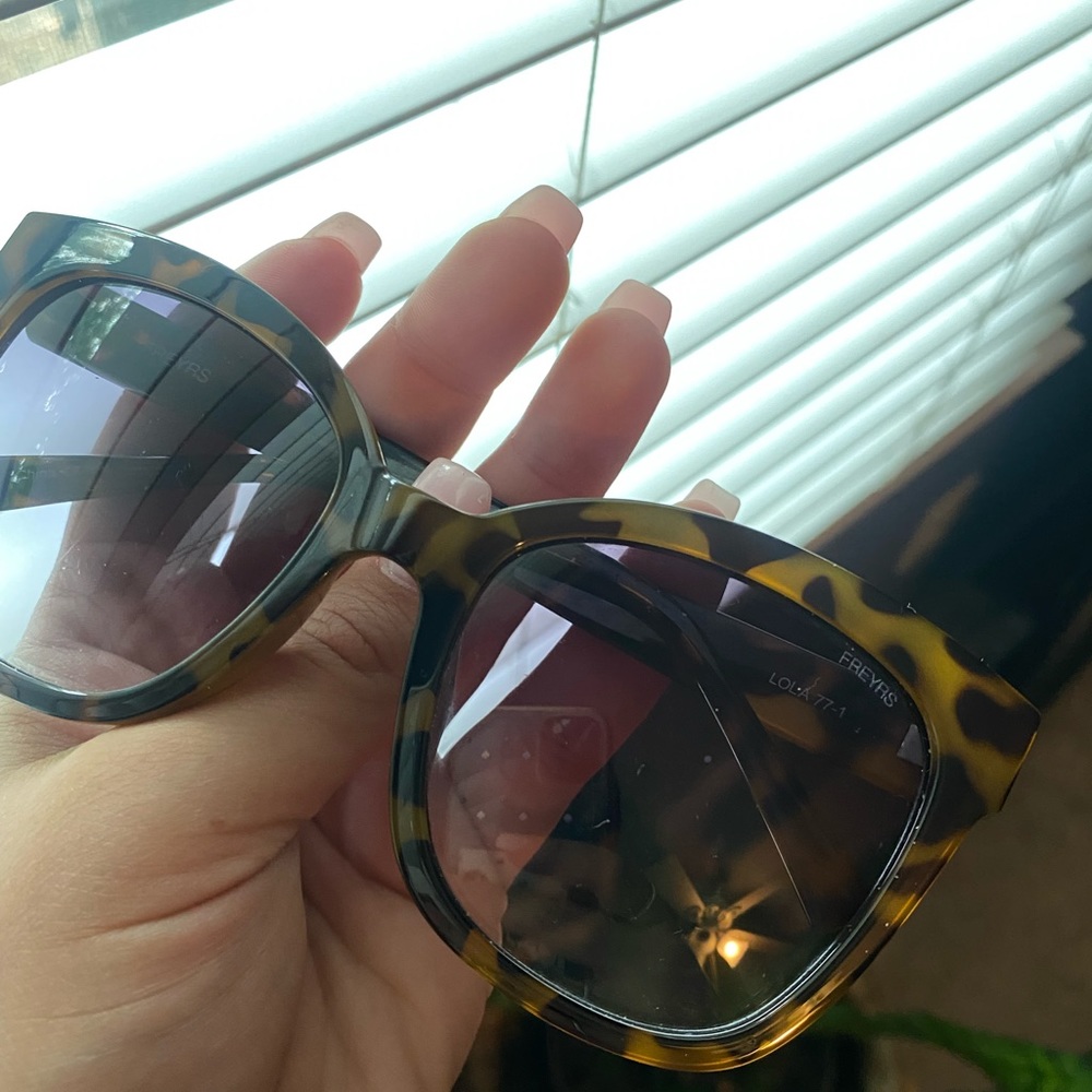 Freyrs sunglasses tortoise shell